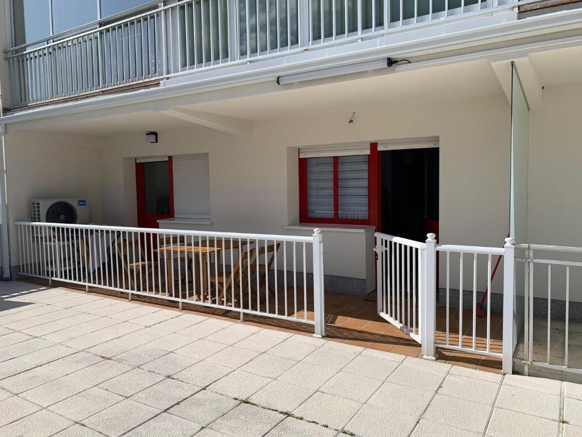 Urbanizacion Con Piscina Arnelas Sanxenxo Exterior photo
